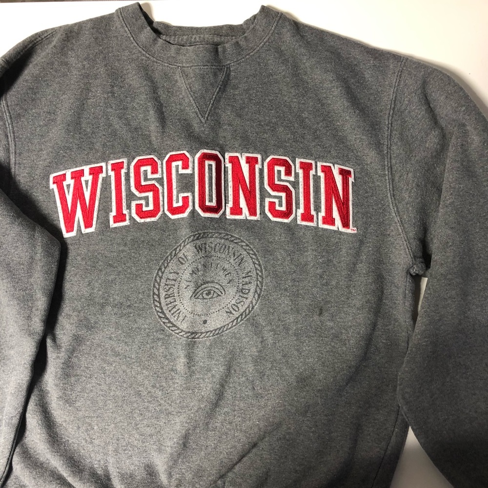 Long sleeve university of Wisconsin crew neck XS